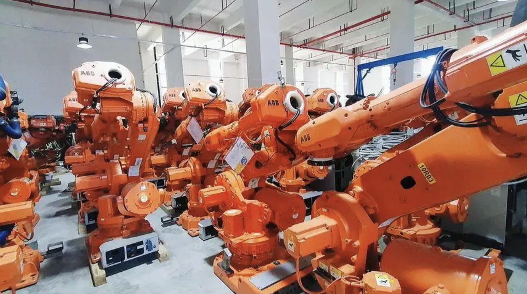 �P(gu��n)��ABB�C����IRB6640�S�ޱ��B(y��ng)��С����